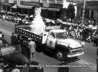 40-40-Sem Título-1533.jpg