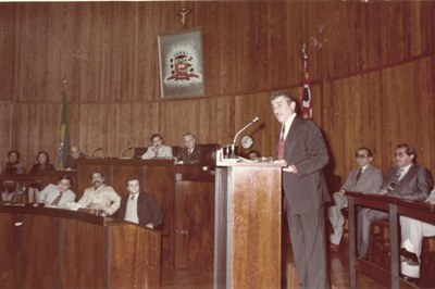 Sem Título-1.jpg