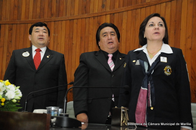 Ricardo Komatsu, Yoshio Takaoka e Márcia Altafim (2).JPG