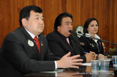 Ricardo Komatsu, Yoshio Takaoka e Márcia Altafim.JPG