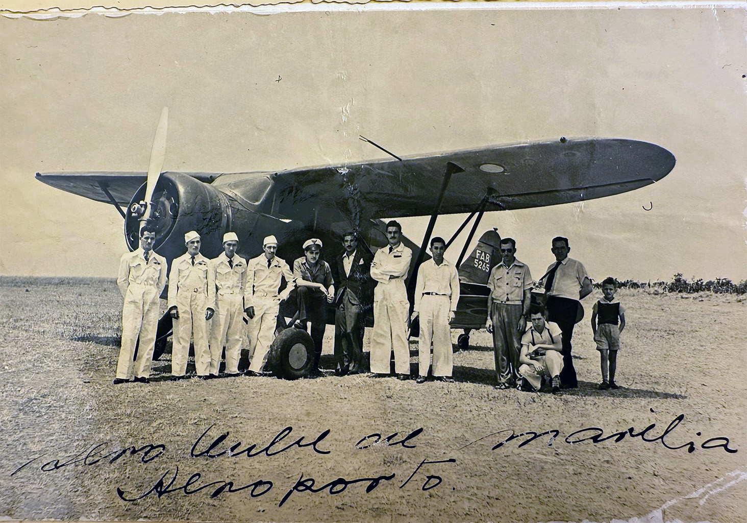 Aeronave no aeroporto de Marília