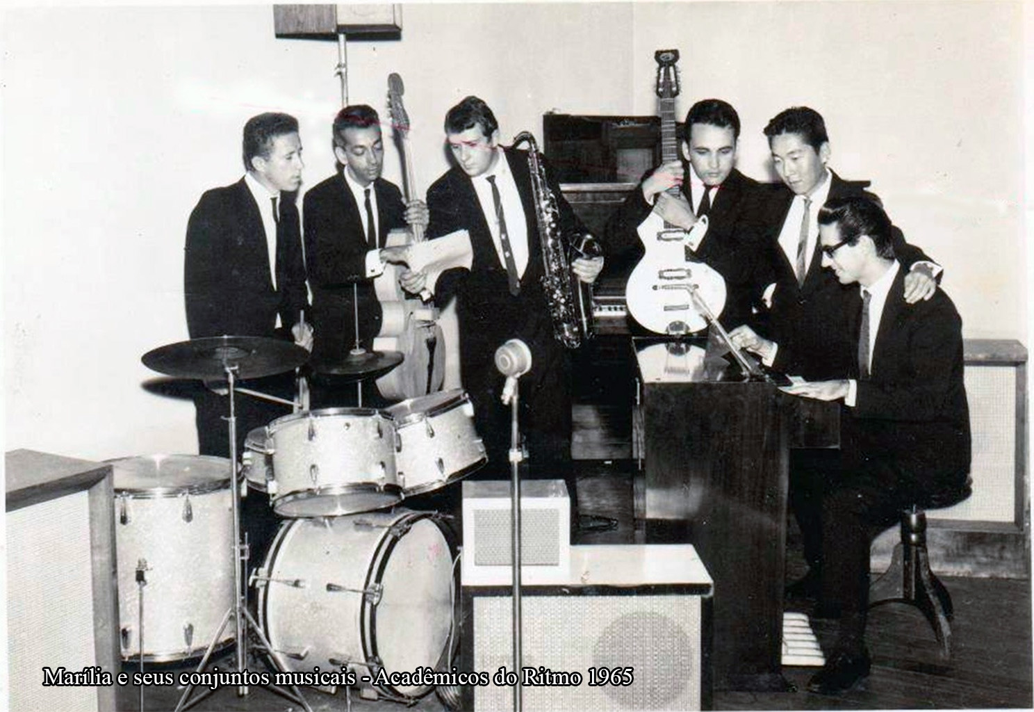 Acadêmicos Ritmo 2.jpg