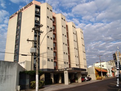 Mo Max Hotel