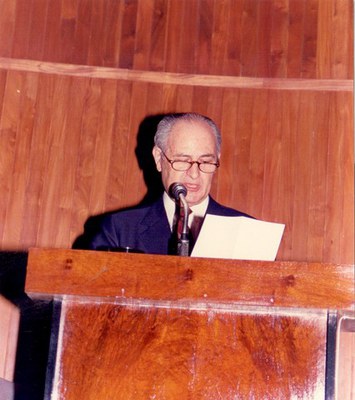 Lázaro Mello Brandão