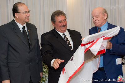 20170218 Sessão Solene - Titulo José Chiesa - 034.jpg