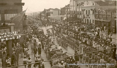 Desfile em homenagem aos Expedicionários - 1941.jpg