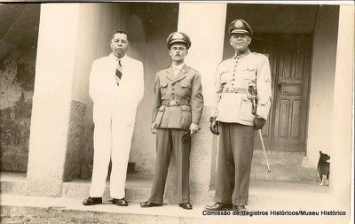 Primeiro da direita - Capitão Izaías Rodrigues Martins depois de aposentado.jpg