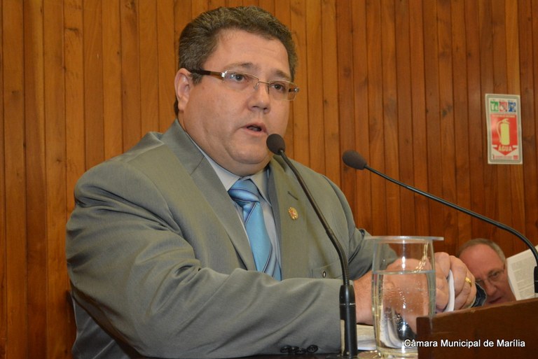 Vereador Samuel da Farmácia reivindica mais estrutura urbana no entorno da UPA da zona Norte