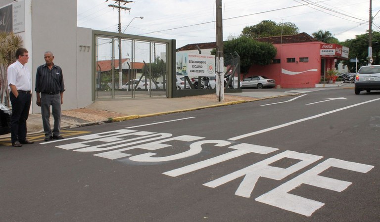 Vereador Marcos Rezende conquista mais segurança em trecho movimentado de bairro