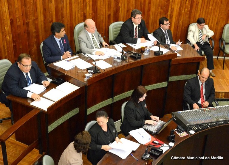 Vereadores aprovam por unanimidade projetos da pauta de votação 