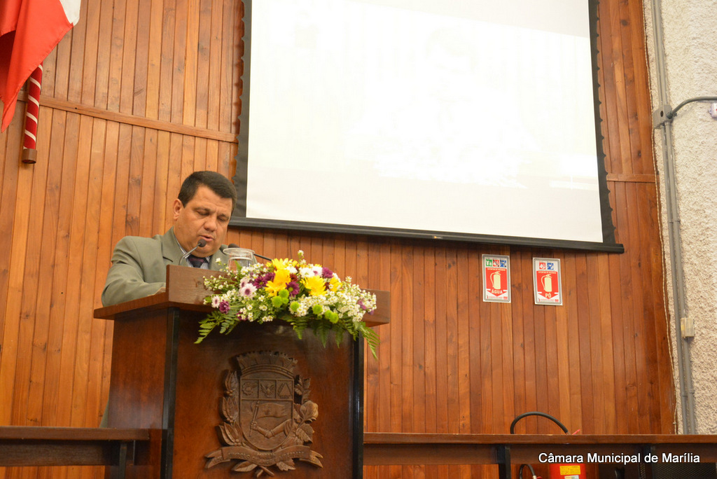 José Menezes batalha por instalação de mureta de proteção em trecho da rodovia do Contorno