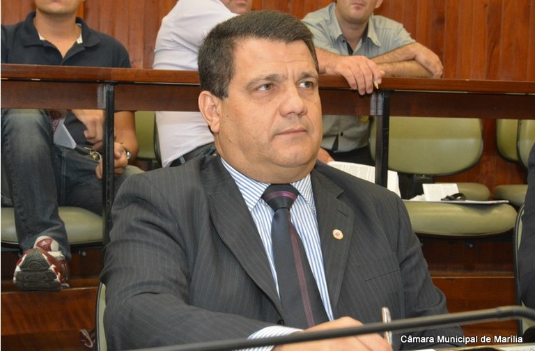 José Menezes atende pedido de associação e faz requerimento pedindo melhorias no Flamingo