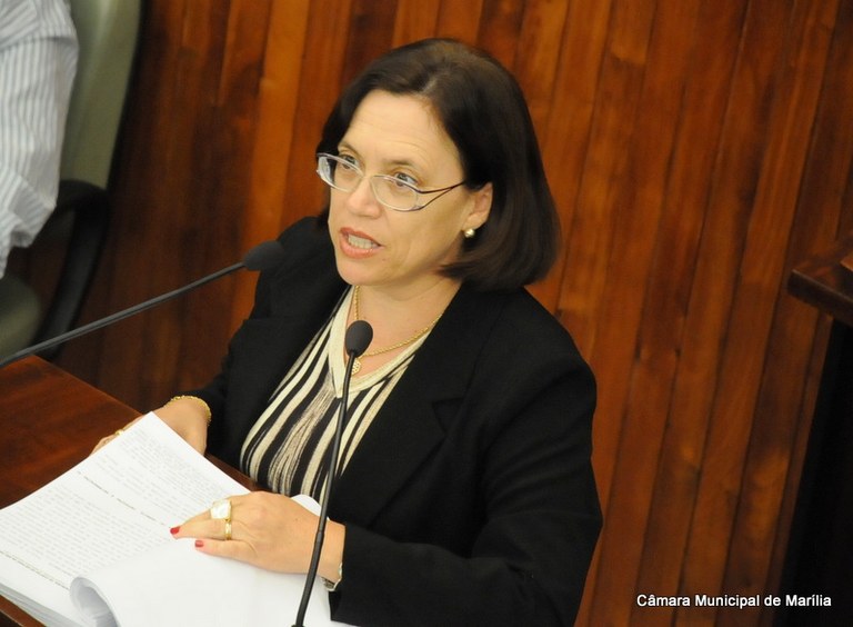 Sônia Tonin solicita informações sobre academias esportivas