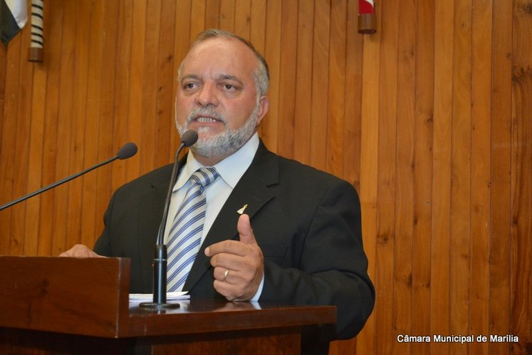 Requerimento do vereador Cícero do Ceasa  solicita cópias de empenhos e notas fiscais