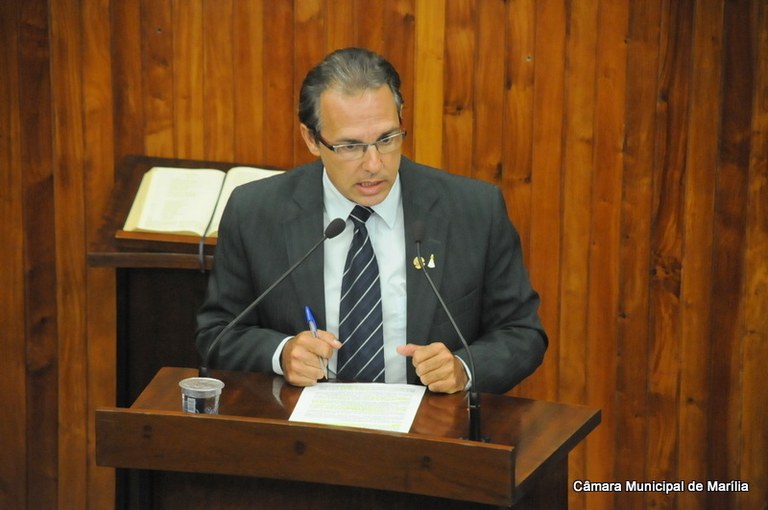 Vereador Bassiga faz reivindicação em prol dos agentes comunitários 