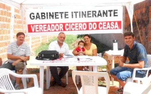 Jardim Flamingo recebe a visita do Gabinete Itinerante do vereador Cícero