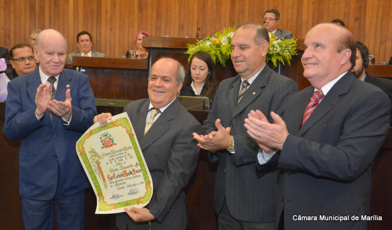 Ele fez por merecer, diz vereador Coraíni ao destacar homenagem para reitor Macedo Soares