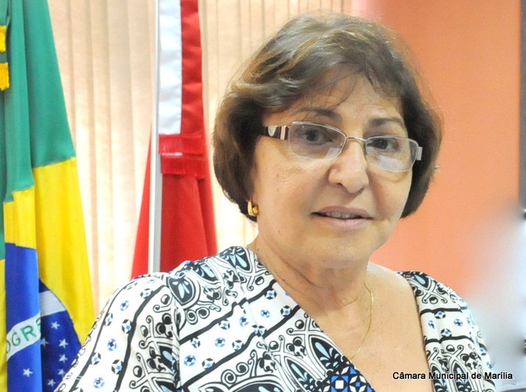 Doutora Lucila Costa recebe Título de Cidadã Mariliense