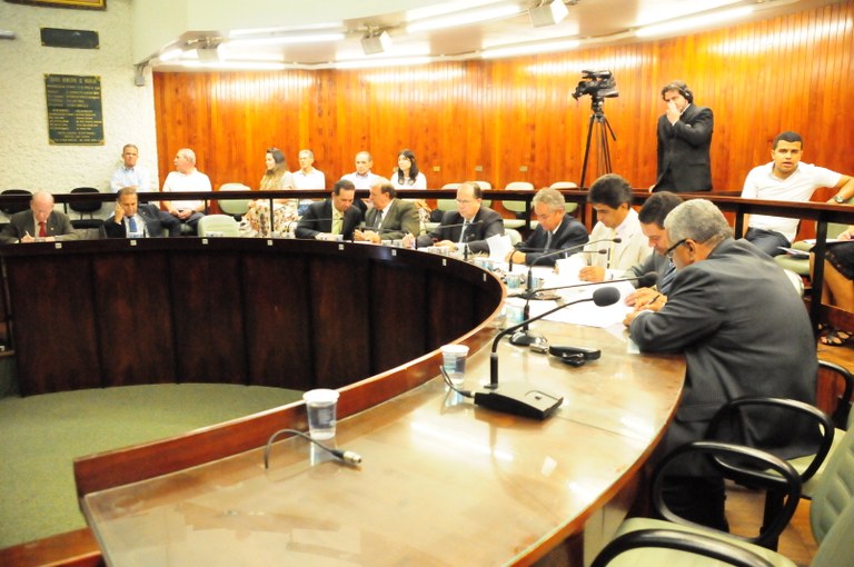 Aprovado todos os projetos da Sessão Ordinária