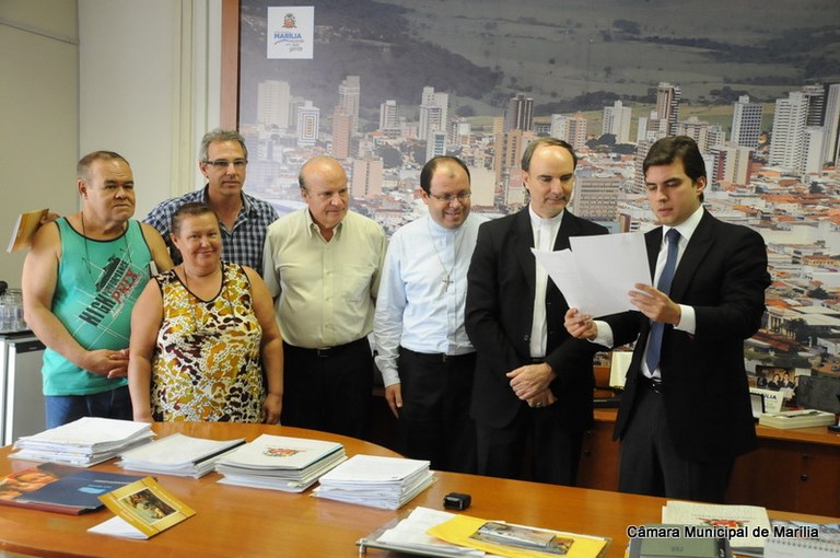 Câmara apoia regularização de área da igreja Santa Rita de Cássia