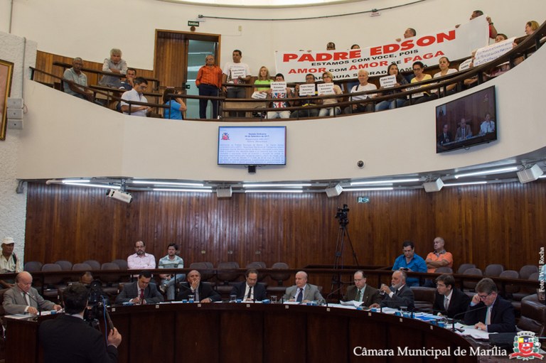 Sessão Ordinária desta segunda-feira,11, tem início às 17 horas