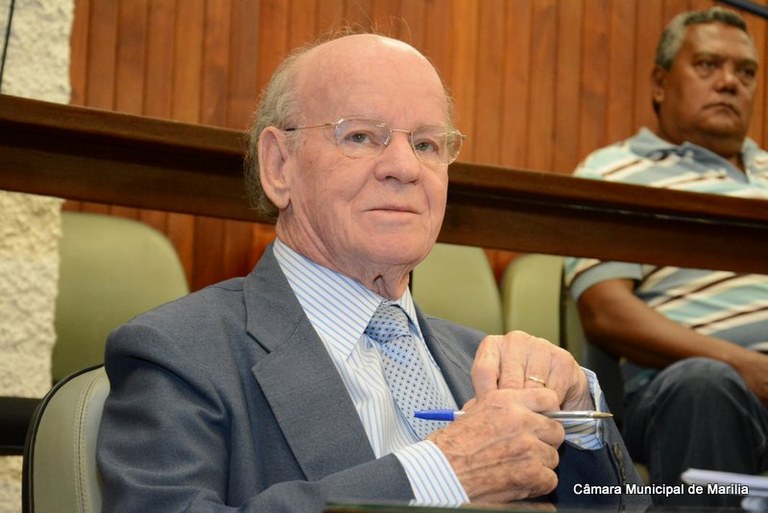 Texto de Mario Coraíni é publicada em coluna do jornal da Univem 