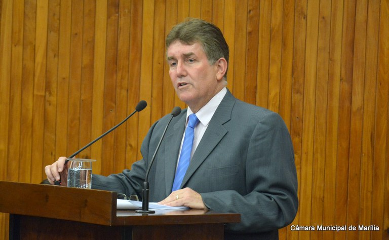Vereador Marcos Rezende apoia PEC que  criará a carreira de médico do Estado