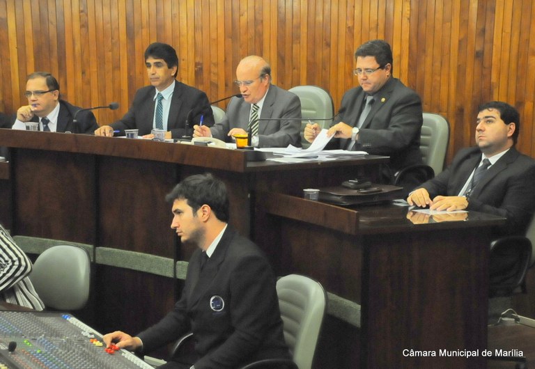 Vereadores aprovam por unanimidade os quatro projetos da pauta