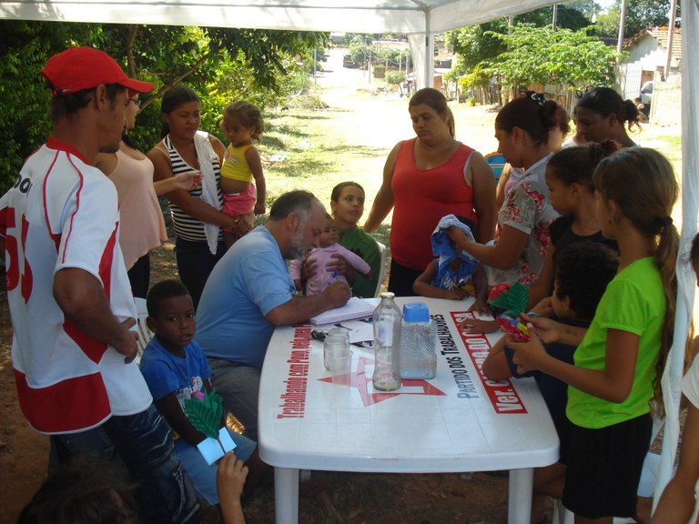 Cícero relata pedidos da população ouvidos no atendimento do gabinete itinerante