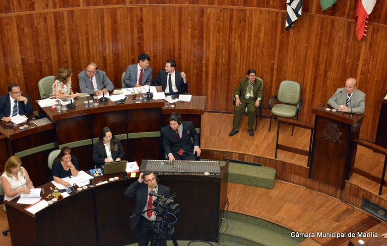 Vereadores votam 5 projetos de Lei e mais de 60 requerimentos na sessão ordinária desta 2ª-feira