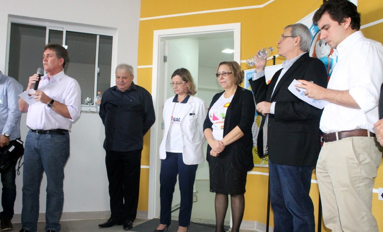 Poder Legislativo enaltece trabalho do Gacch durante entrega de Casa de Apoio 