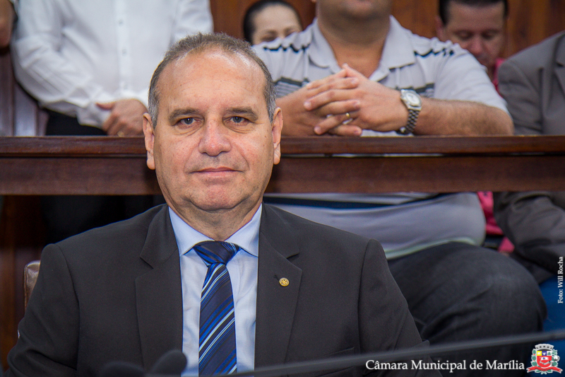 Presidente da Câmara cumpre legislação e atualiza o vale alimentação dos servidores do Legislativo