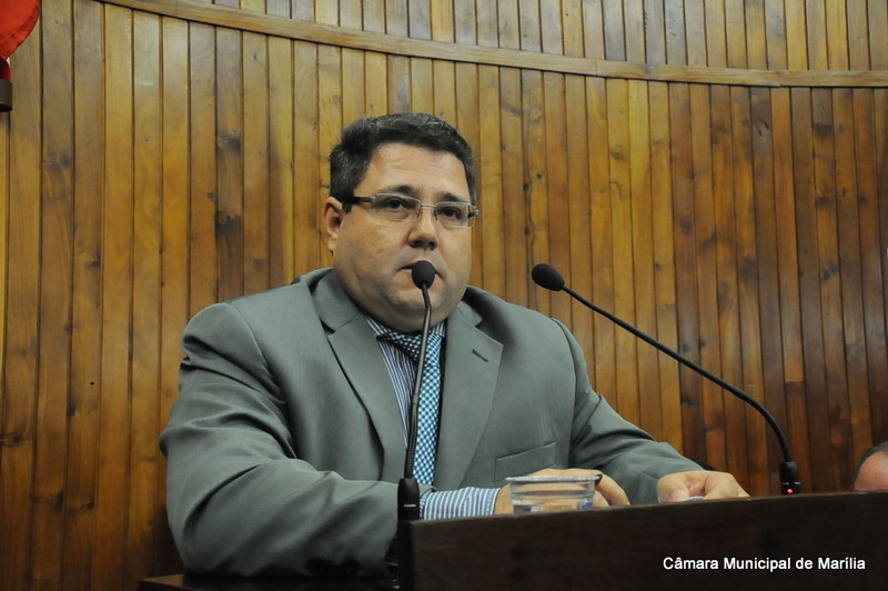 Samuel faz pedido ao Prefeito de instalação de fonte d'água para a zona norte