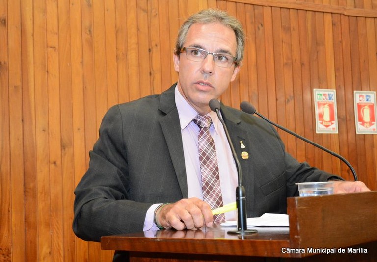 Vereador Bassiga pede exames da água usada em unidades públicas municipais 