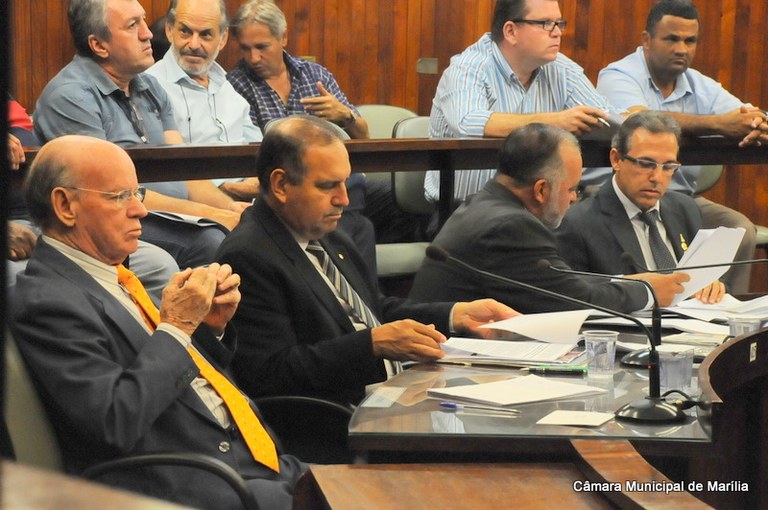 Votação da ordem do dia discute quatro projetos 