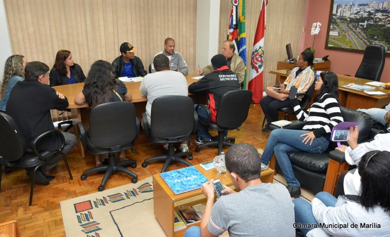 Representantes da greve dos servidores pedem intermediação do presidente Herval Rosa Seabra