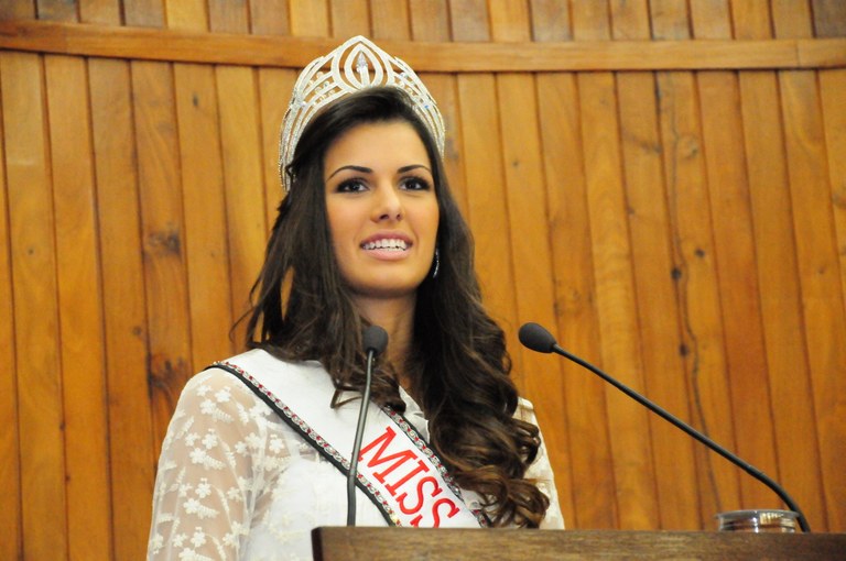 Miss São Paulo recebe homenagem dos Vereadores