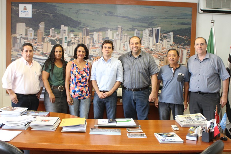 Vereador Custódio participa de reunião com Esquadrão da Vida