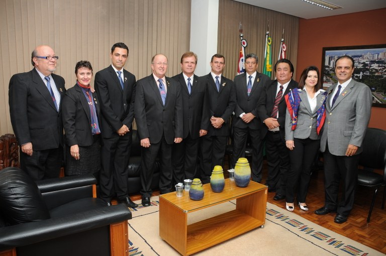 Rotarianos são homenageados na Câmara Municipal