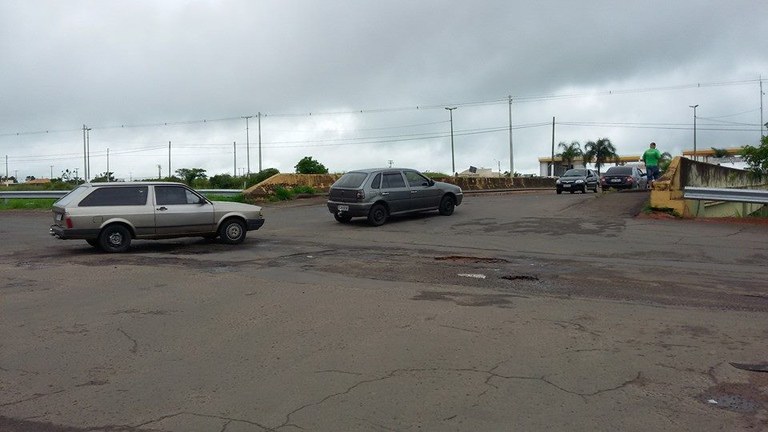 Vereador Samuel da Farmácia reivindica rotatória na rua João Caliman, na zona Norte