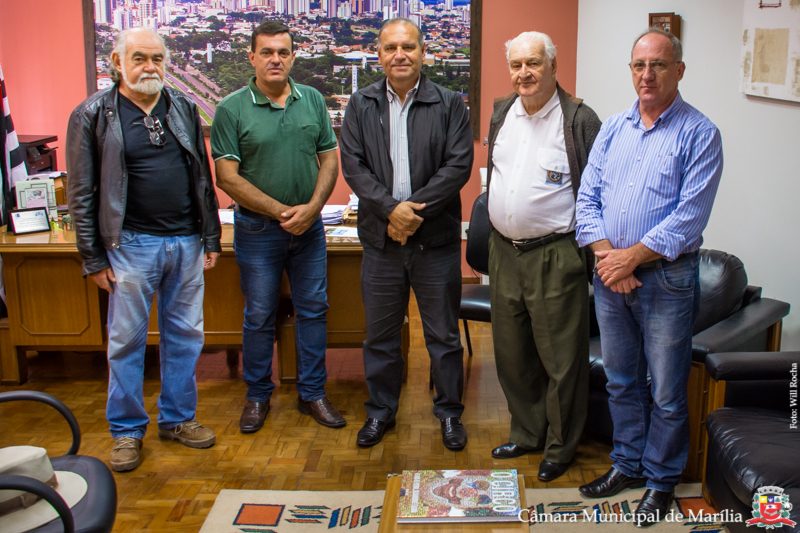 Presidente Delegado Damasceno recebe o ex-prefeito de Marília Theobaldo de Oliveira Lyrio