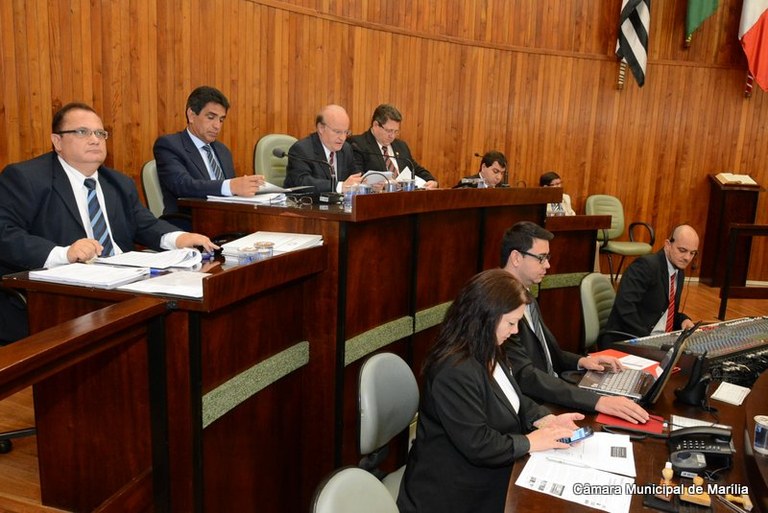 Duas sessões: Ordinária e Extraordinária, foram realizadas na Câmara Municipal