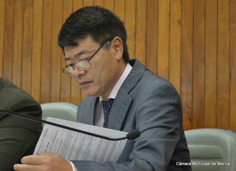 Vereador Silvio Harada é autor de lei que disponibiliza acesso à internet sem fio