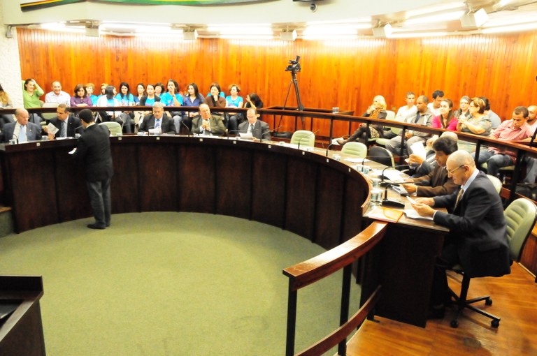 &Uacute;ltima Sess&atilde;o Ordin&aacute;ria do semestre aprovou todos os projetos da pauta