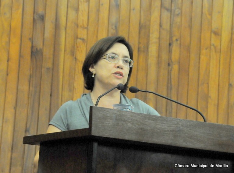 Sônia Tonin requer atenção para a área de Educação Física na rede municipal