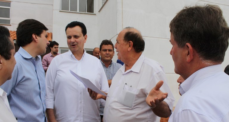 Câmara Municipal comunica concessão de título de Cidadão Mariliense para o ministro Gilberto Kassab