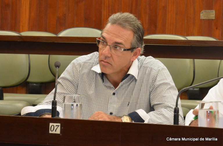 Bassiga solicita ao Executivo projeto de Lei para regulamentar aumento aos servidores