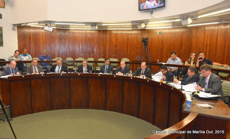 Vereadores votam emenda à Lei Orgânica e outros 8 projetos na sessão de terça-feira
