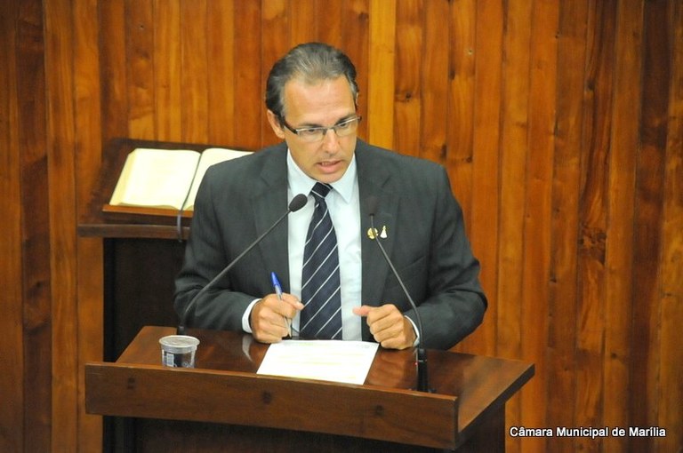 Vereador José Bassiga Goda reivindica inclusão de Marília  no programa Vivaleite para Idosos
