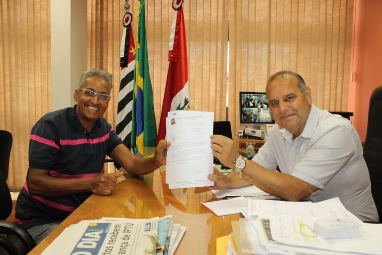 Presidente Damasceno é autor de Decreto Legislativo que concederá título a servidor